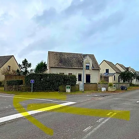 Au Pied Des Dunes *